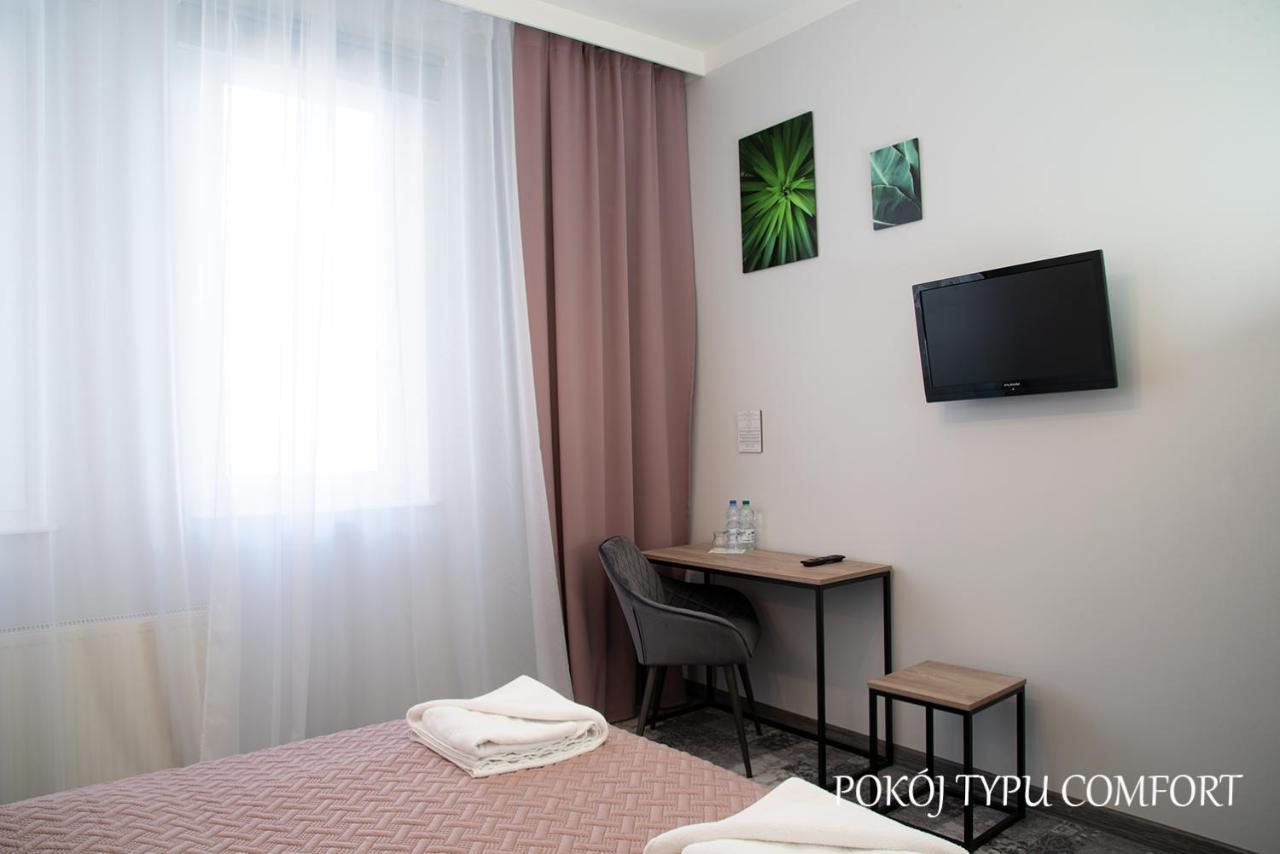 Baron Ξενοδοχείο Ciechanów Εξωτερικό φωτογραφία